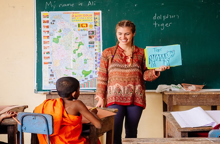 Teach-English-Abroad-Intern-Abroad-HQ teaching internships abroad